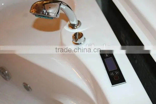 2016 acrylic bath tub bathing massage whirlpool Made in China Q368N