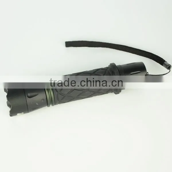 2015 new product long distance aluminum alloy flashlight