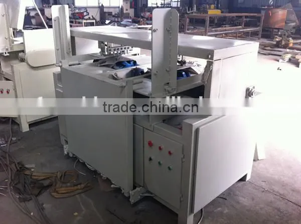 Wooden tray hole digging machine