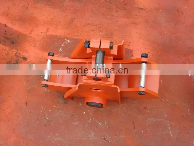 Hutch equalizer with bushing