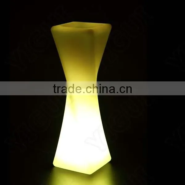 new arrival charging hot sale battery operation moving colours candle led light