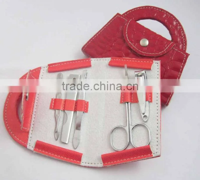 Cute Carry Bag Shape Manicure And Pedicure Set