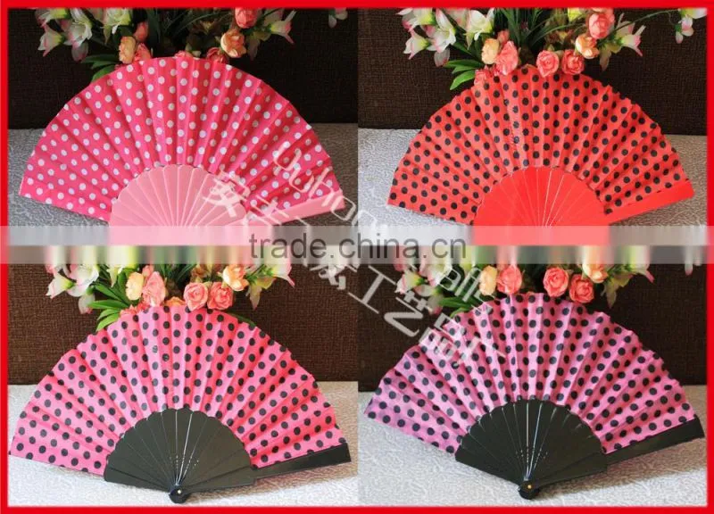 Cheap and high quality plastic fabric fan