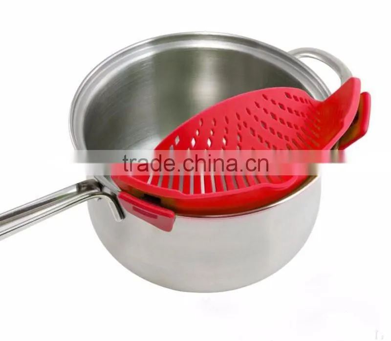 Clip-on Silicone Strainer for Draining Food while Cooking Snap Pan Strainer