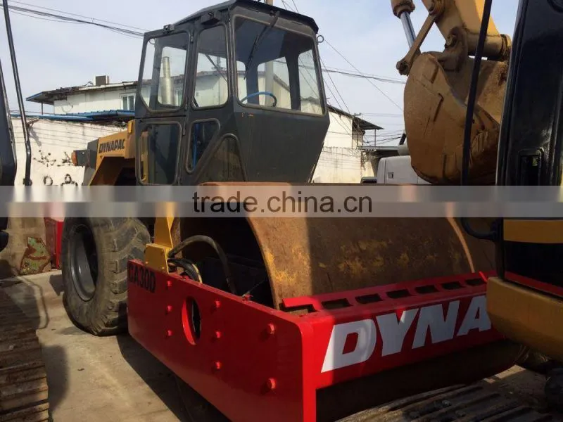 used road roller Dynapac CA30D compactor with water coolant engine, vibratory single drum compactor