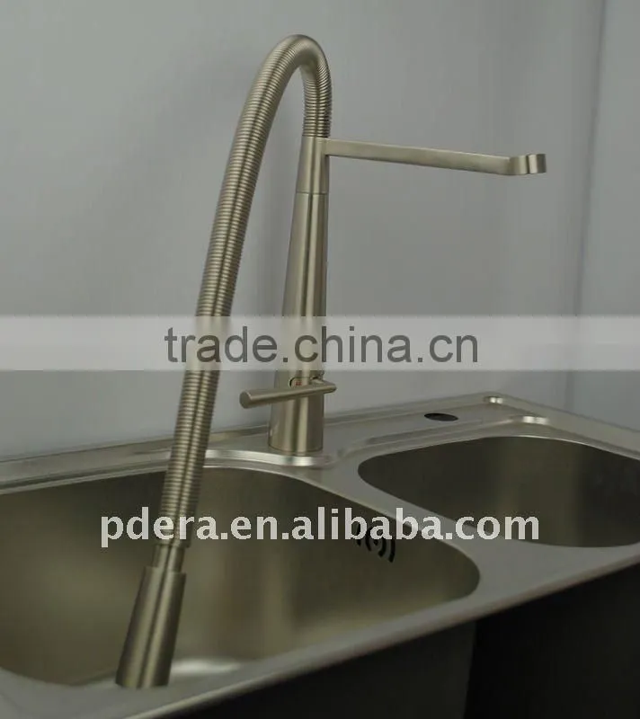 New Style Pull out Spring kinchen faucet