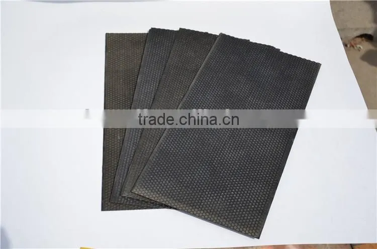 Wholesale black plastic foundation sheet for Apis mellifera beekeeping tools