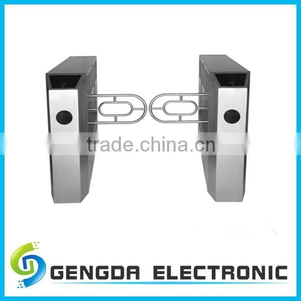 THE LEADER OFSALES BRIDGE RAMP WITH GATE