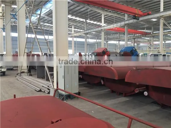 water spray truck water bowser truck fire truck water sprinkler