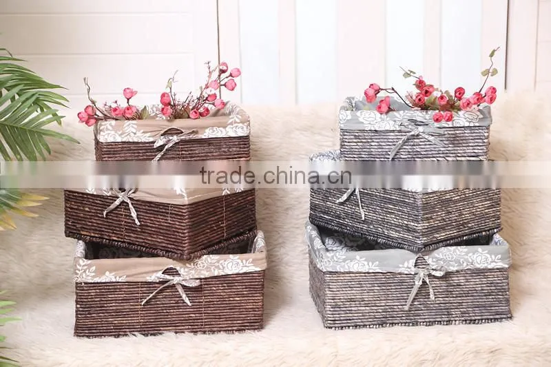 set of 3 maize husk storage baskets with lining -grey