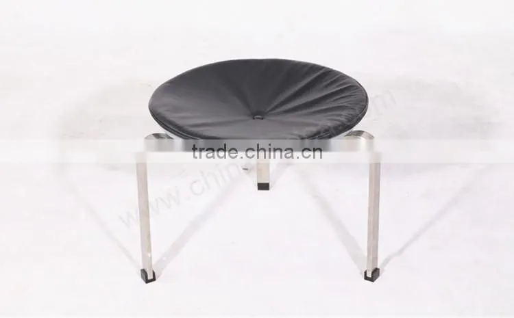Three leg PK33 stool Poul Kjaerholm Genuine leather PK33 stool