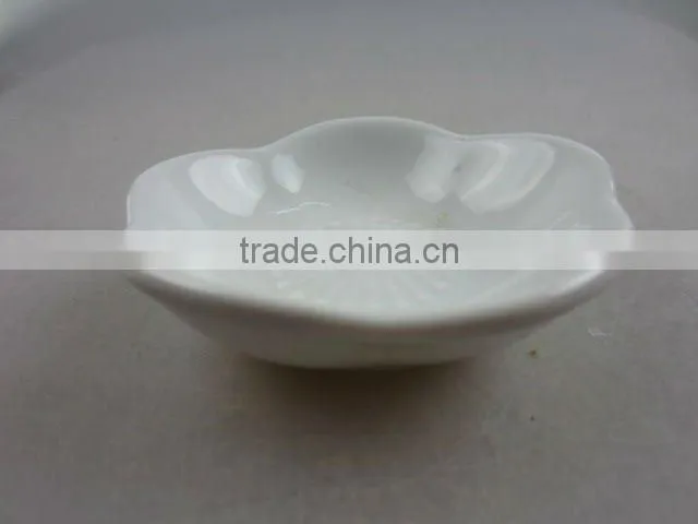 Stock white porcelain flower shaped sauce dish