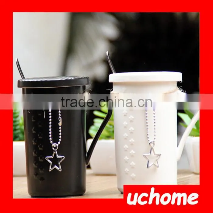 UCHOME Ceramic Romantic Matching Couple Coffee Mugs With Lid And Spoon Pendant Coffe Cup