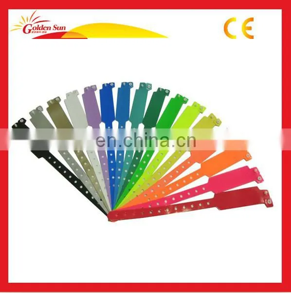 Hot Selling Eco-Friendly Custom Glow In The Dark Vinyl Wristband