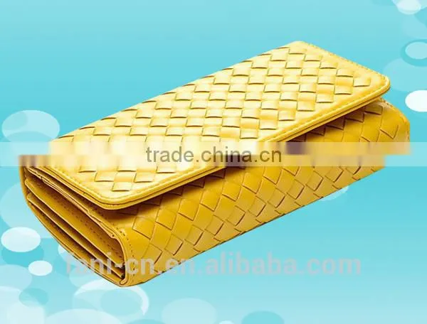 New arrival fashion and elegant ladies leather clutch purse with woven pattern design