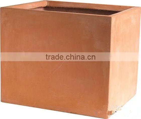 concrete flower pot with weather resistant feature