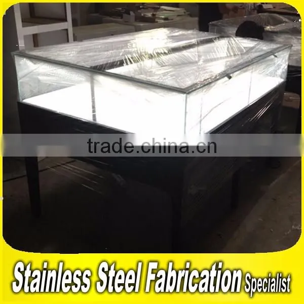 Bespoke Stainless Steel Glass Jewelry Display Showcase