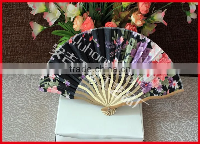 Dragon shape design bamoo cloth fan