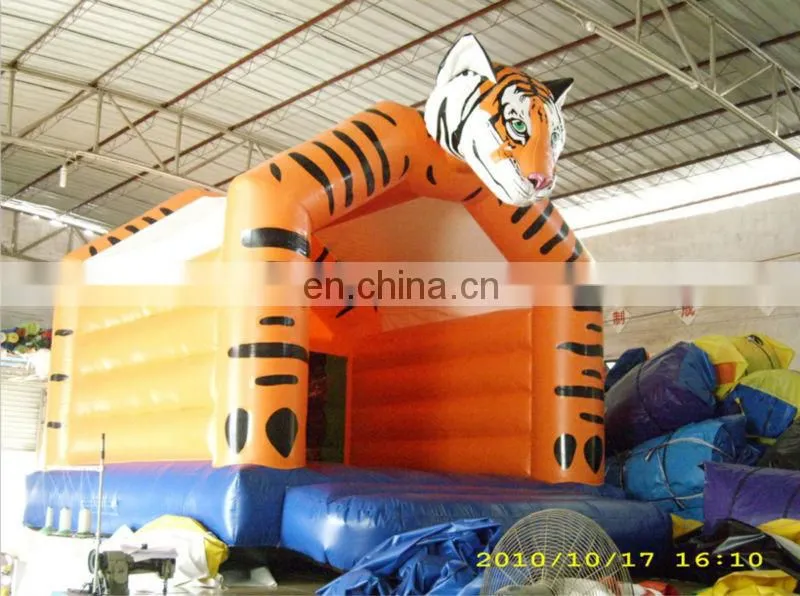 2013 hot sale inflatable tiger bounce house