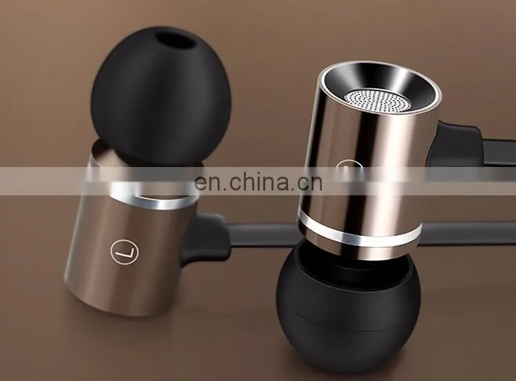2017 gray flat Super heavy bass cable Metal earbuds with Mic for iphone samsung