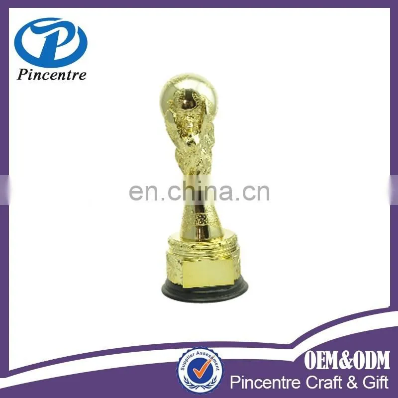 Alibaba manufacturer wholesale soccer trophy /soccer metal trophy