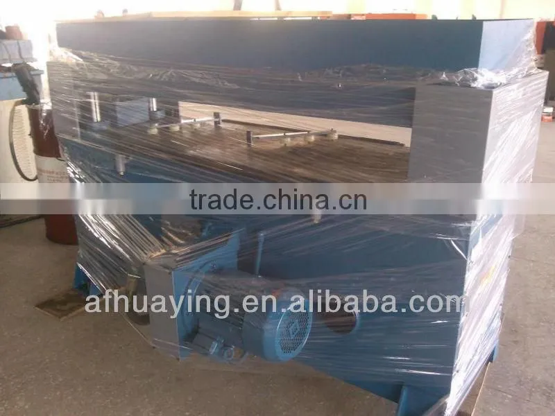 Precise four-column hydraulic die cutting machine