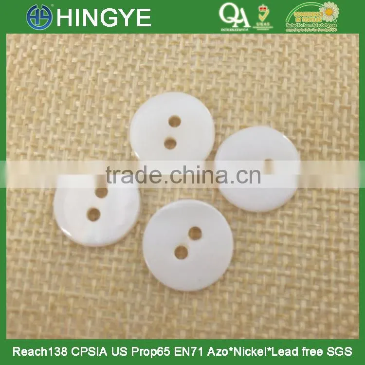 Wholesale high quality two holes natural river shell buttons for clothing SH-001