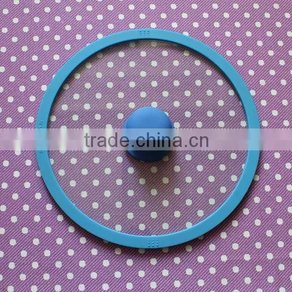 Silicone rim tempered glass lid