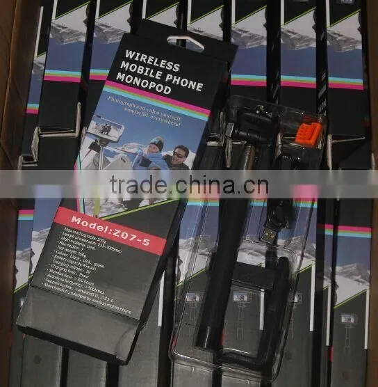 New Selfie Stick Monopad selfie stick Extendable InBuilt Bluetooth Remote Wireless Shutter