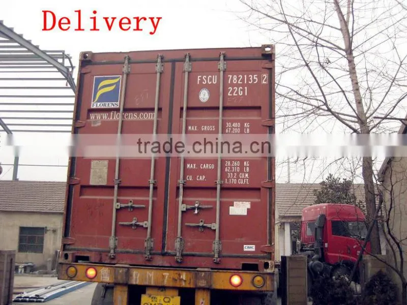 BRITISH TYPE CLAW HAMMER WITH WOODEN HANDLE
