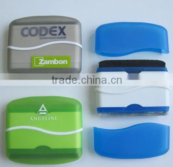 plastic promotion Computer cleaning tool with brush