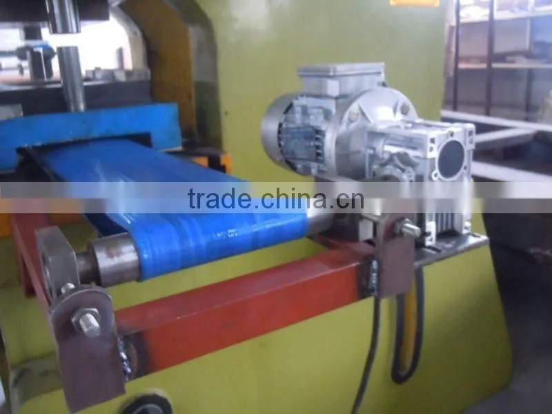 Pressing line for sheet metal blanking and forming