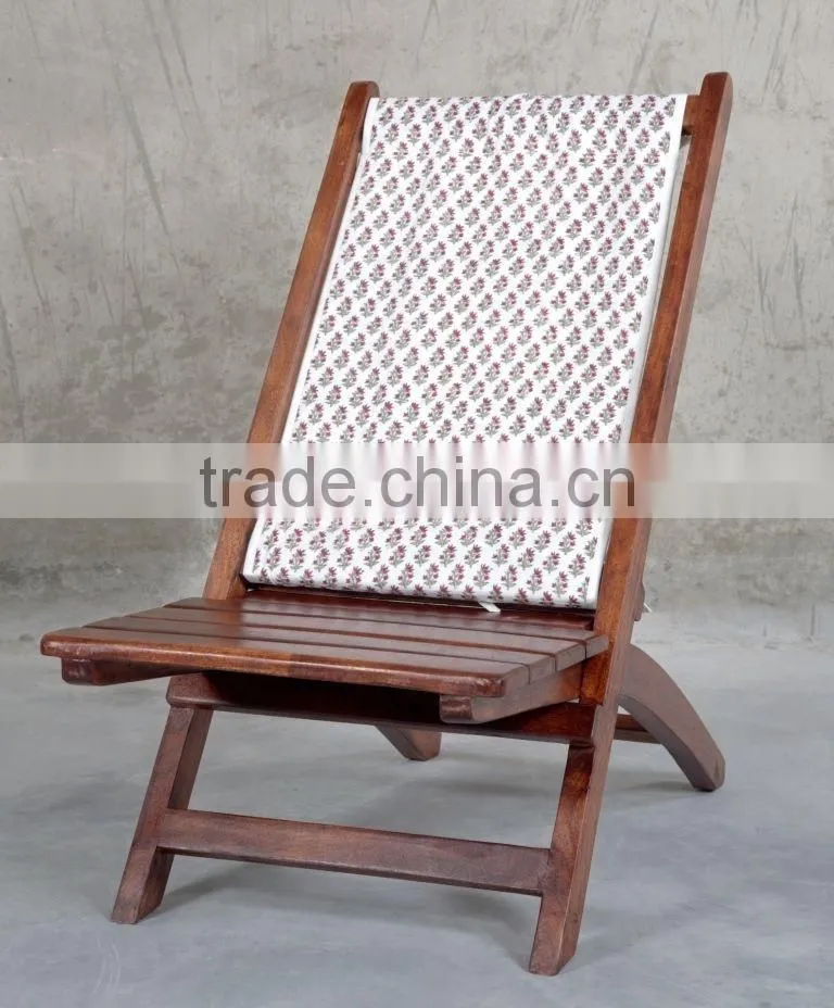 Travel Chair with Canvas and Voil Fabric