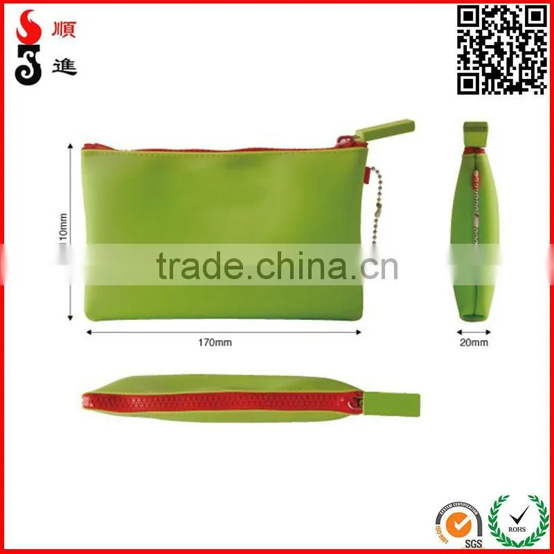 2015 hot selling new silicone pouch with zipper puller