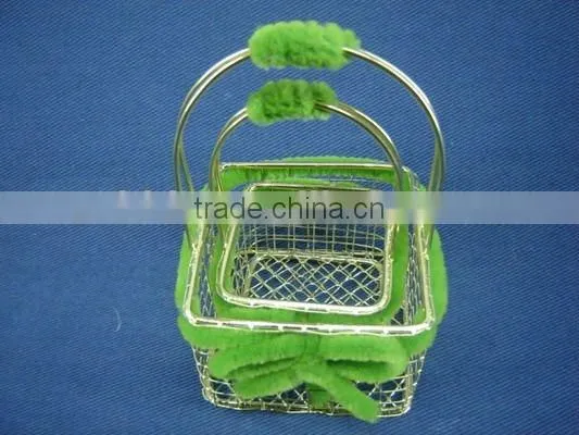 Small wire Art&Collectible decorative with wool rope basket with fixed handle