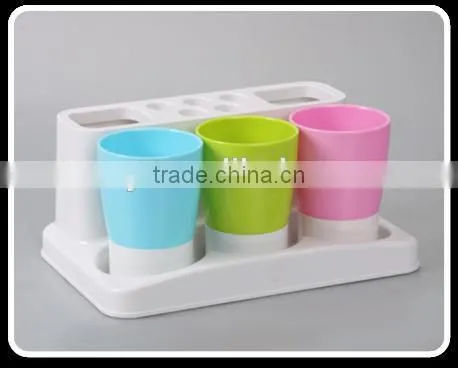 Family plastic toothbrush holder set with three cups