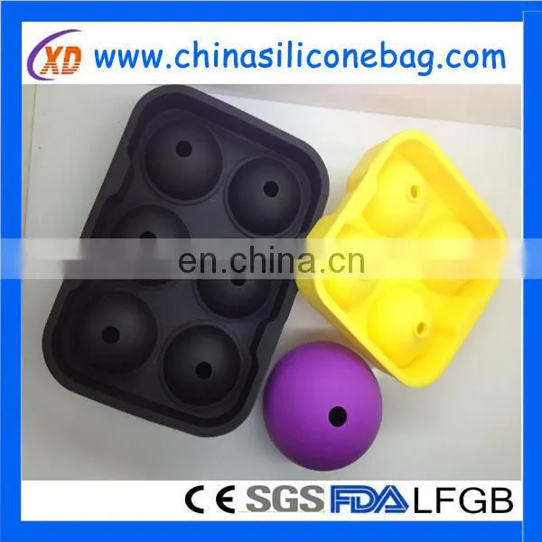 BPA Free Silicone Ice Cube Tray/ Ice Ball Maker in Eco-friendly