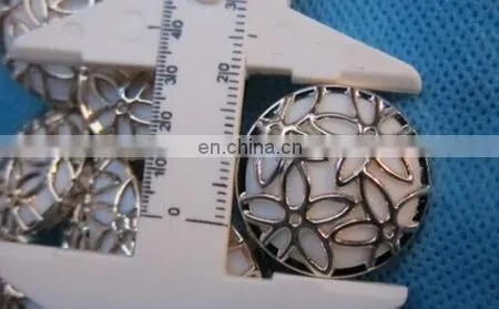 ELECTROPLATED WOMEN CLOTHES BUTTONS TWO SORTS OF BUTTON FASHION NET FLOWER BUTTON