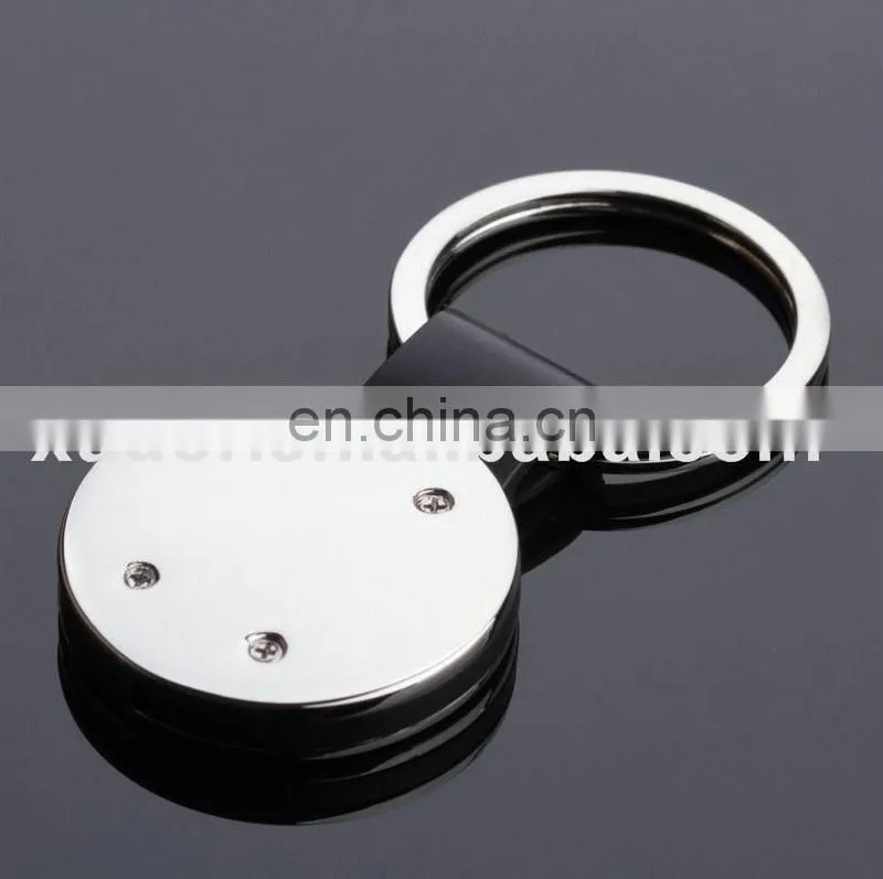 custom round shape black color pvc rubber keychain