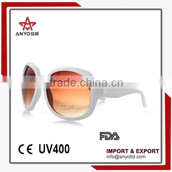 China wholesale good quality new design promotional sunglasses