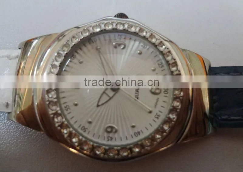 Japanese movement diamond watch with unique design and Japanese PC21S Movement.
