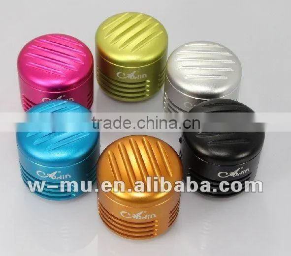 Portable Lanyard Woofer Vibrating Speaker with TF/FM