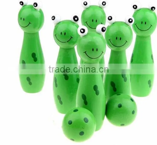 Hot product sport set wood bowling pin bowling ball