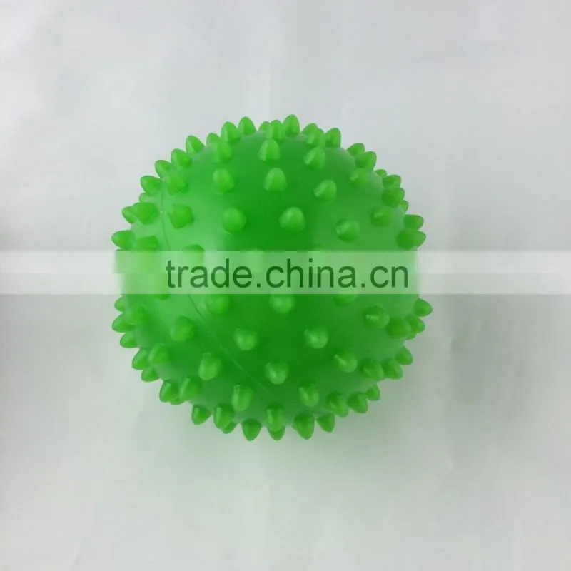 Goldgile Inflatable Spiky Massage Ball