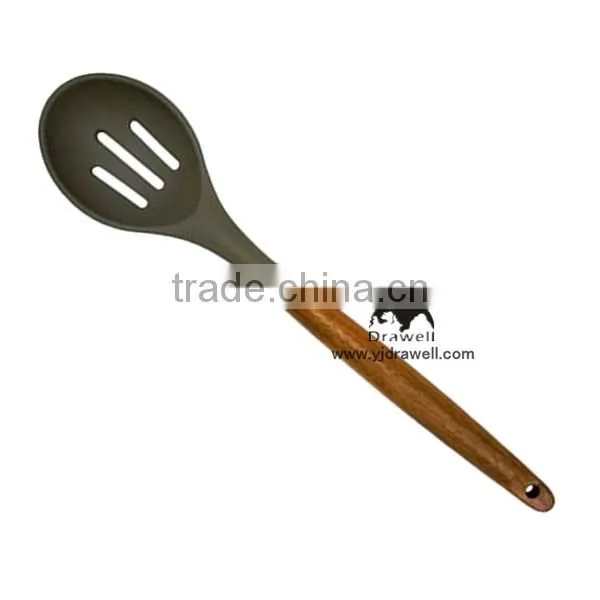 SP-1545 New product Wooden Handle silicone kitchen tool set