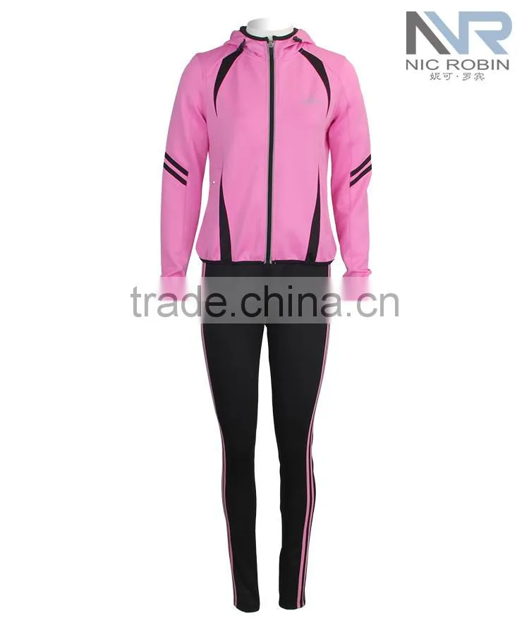 Wholesale OEM Custom Women's training wear Set factory tracksuit