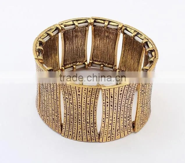 New handmade resin bracelets hotsale blue and white colored resin cuff bracelet