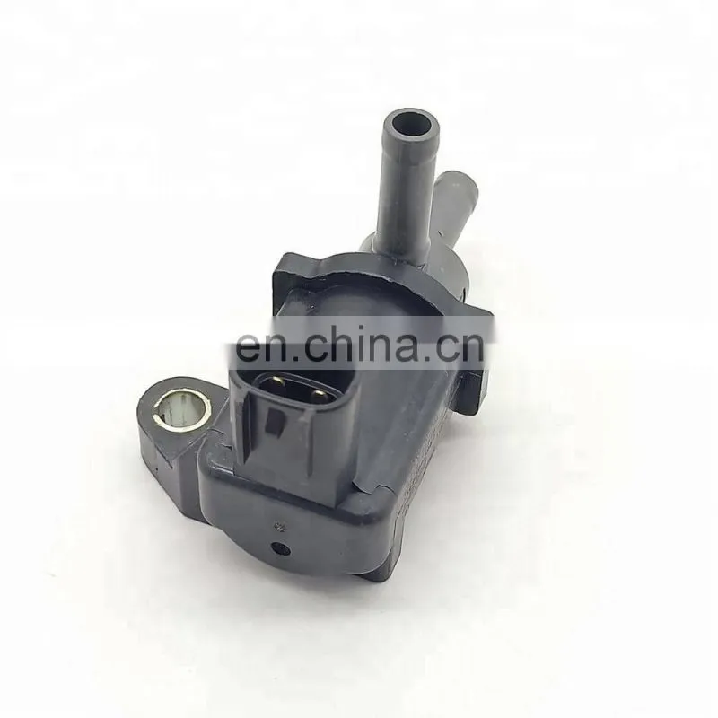 EGR Valve Exhaust Position Sensor 90910-12275, 136200-3210 for Toyota