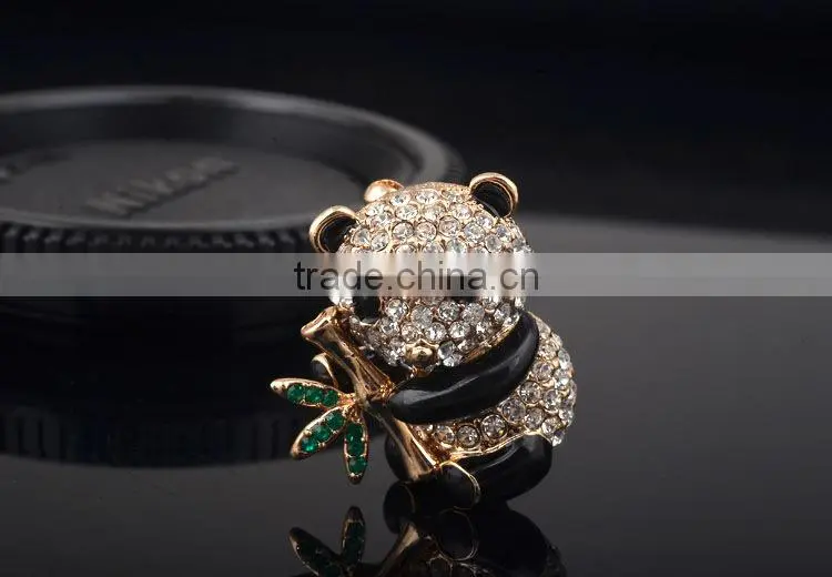 2015 Trendy cute panda jewelry brooches in bulk