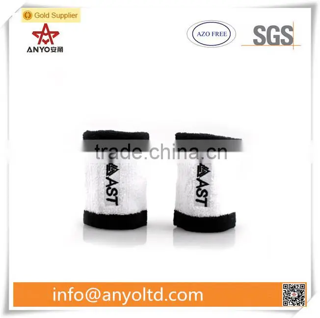 Sport wrist sweatband